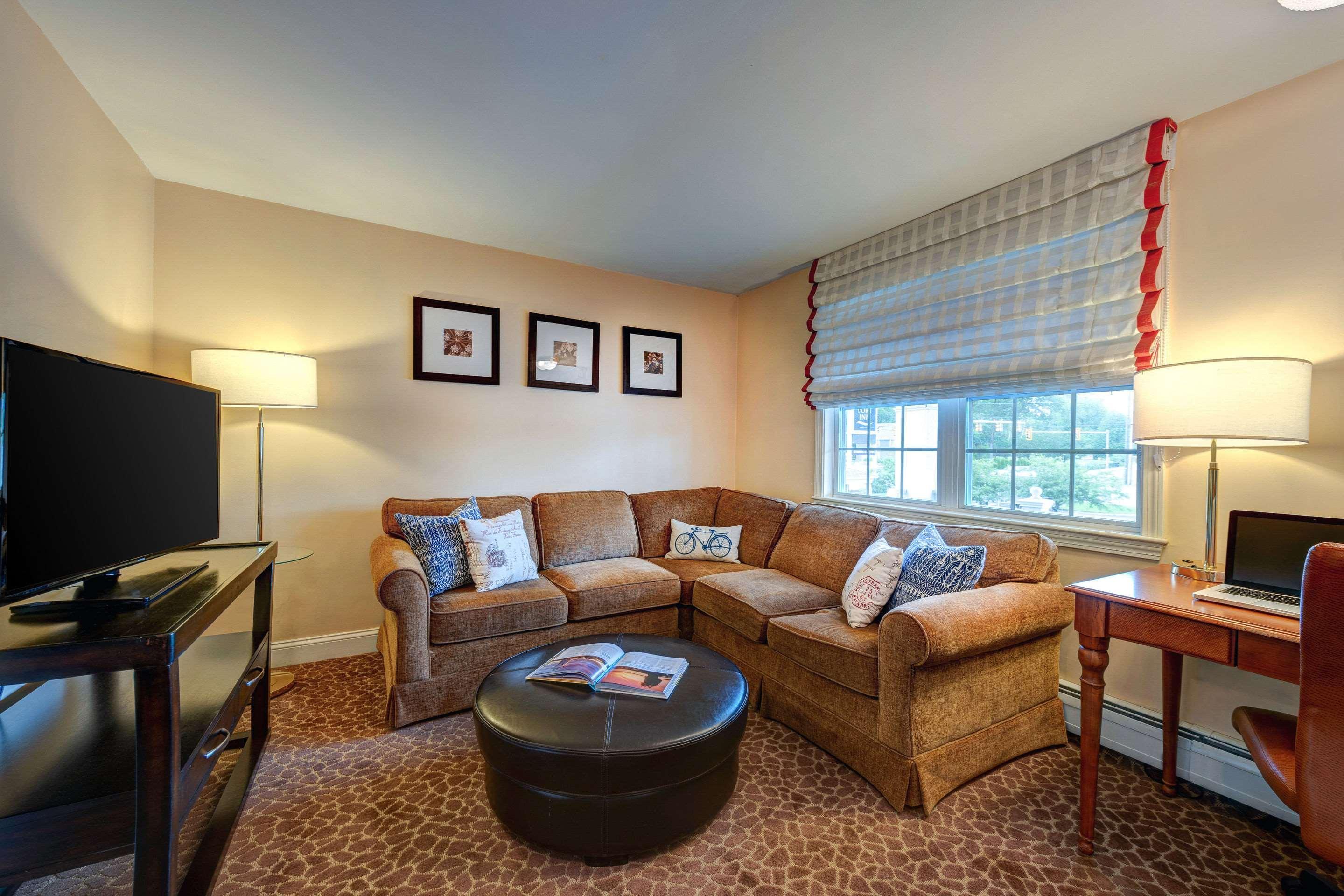 Port Inn And Suites Portsmouth, Ascend Hotel Collection Buitenkant foto