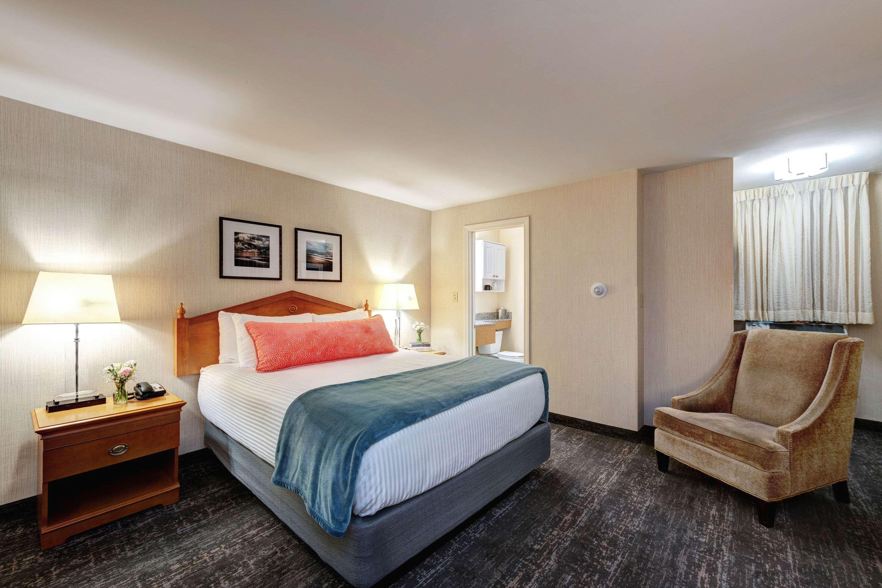 Port Inn And Suites Portsmouth, Ascend Hotel Collection Buitenkant foto