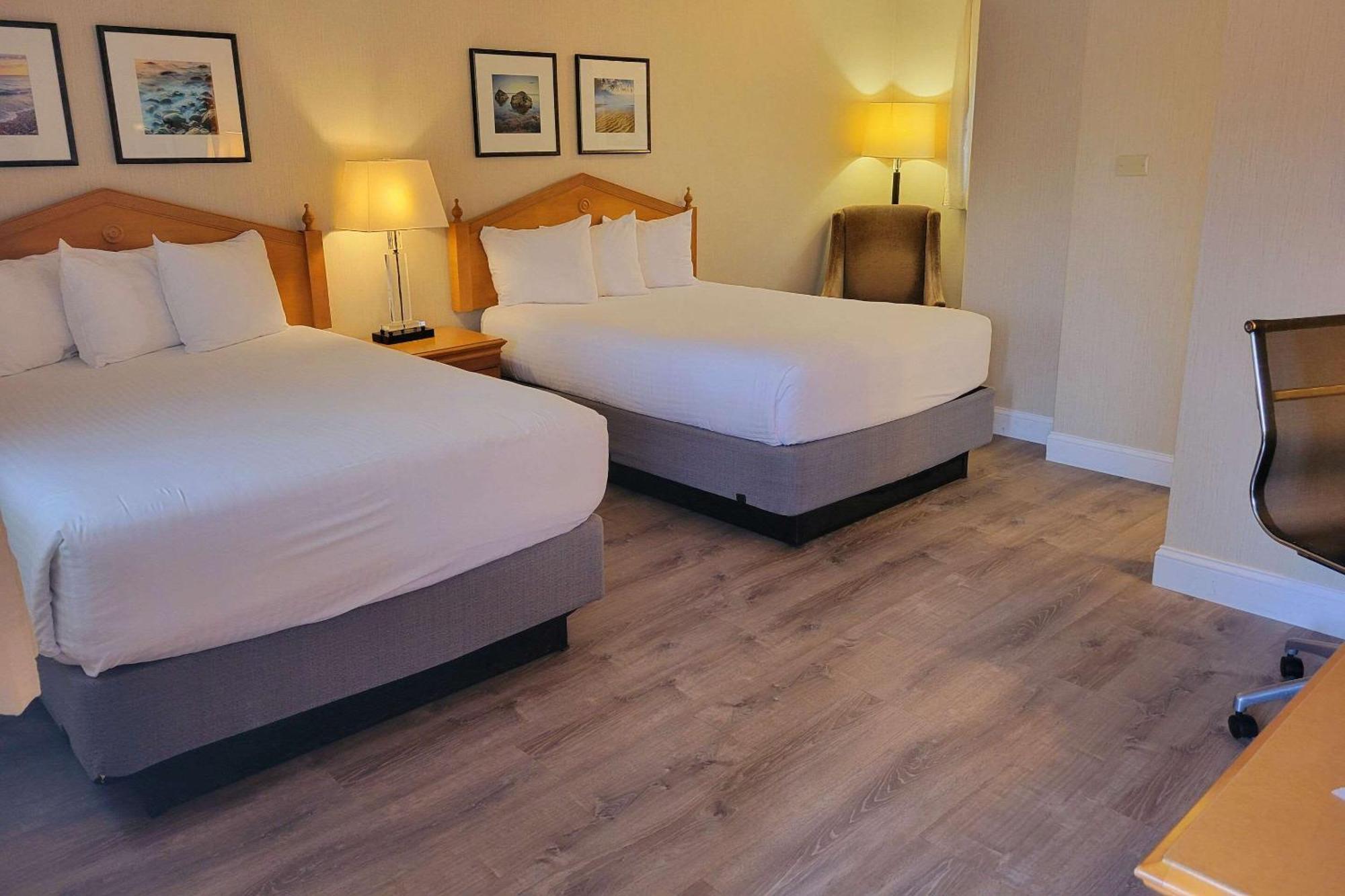 Port Inn And Suites Portsmouth, Ascend Hotel Collection Buitenkant foto